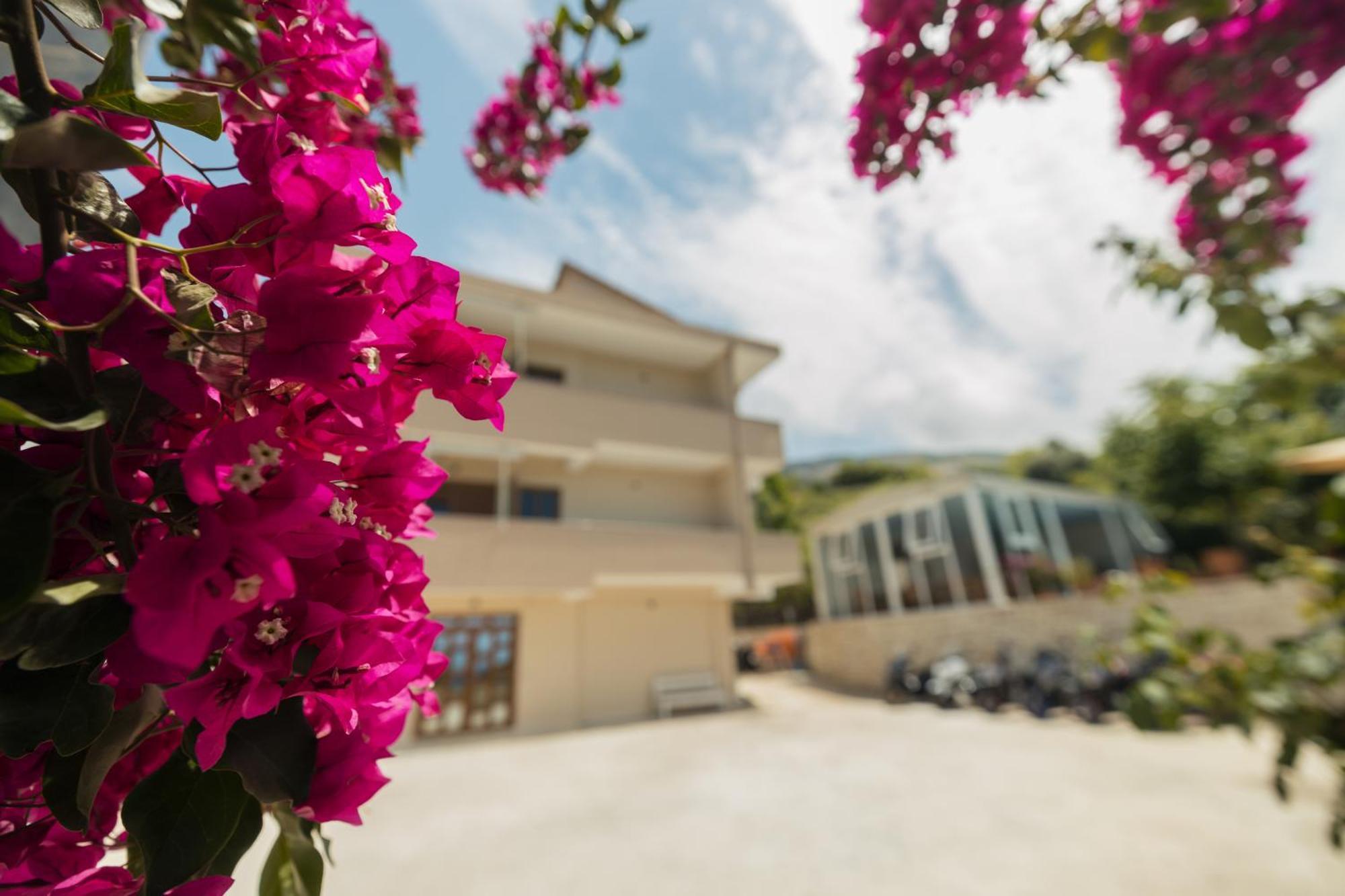Voyage Villa วญอเรอ ภายนอก รูปภาพ